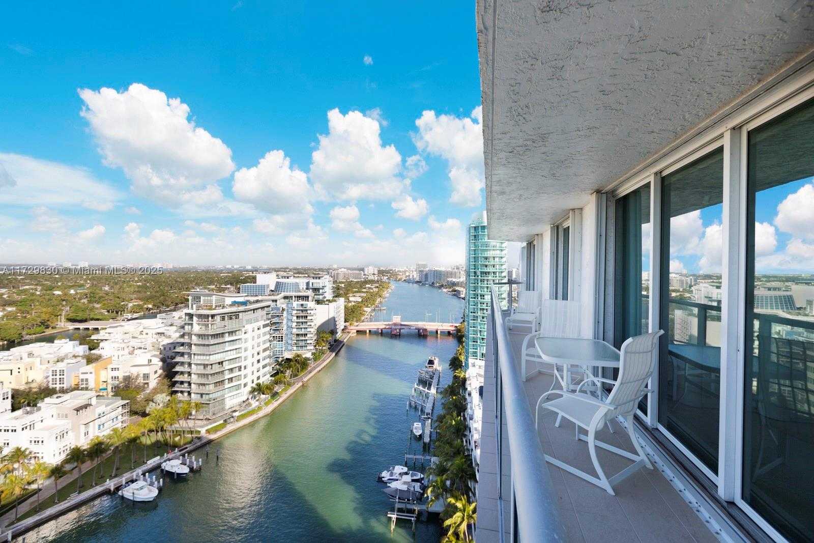 Small Image of 5900 COLLINS AVE #2105, Miami Beach Number 6