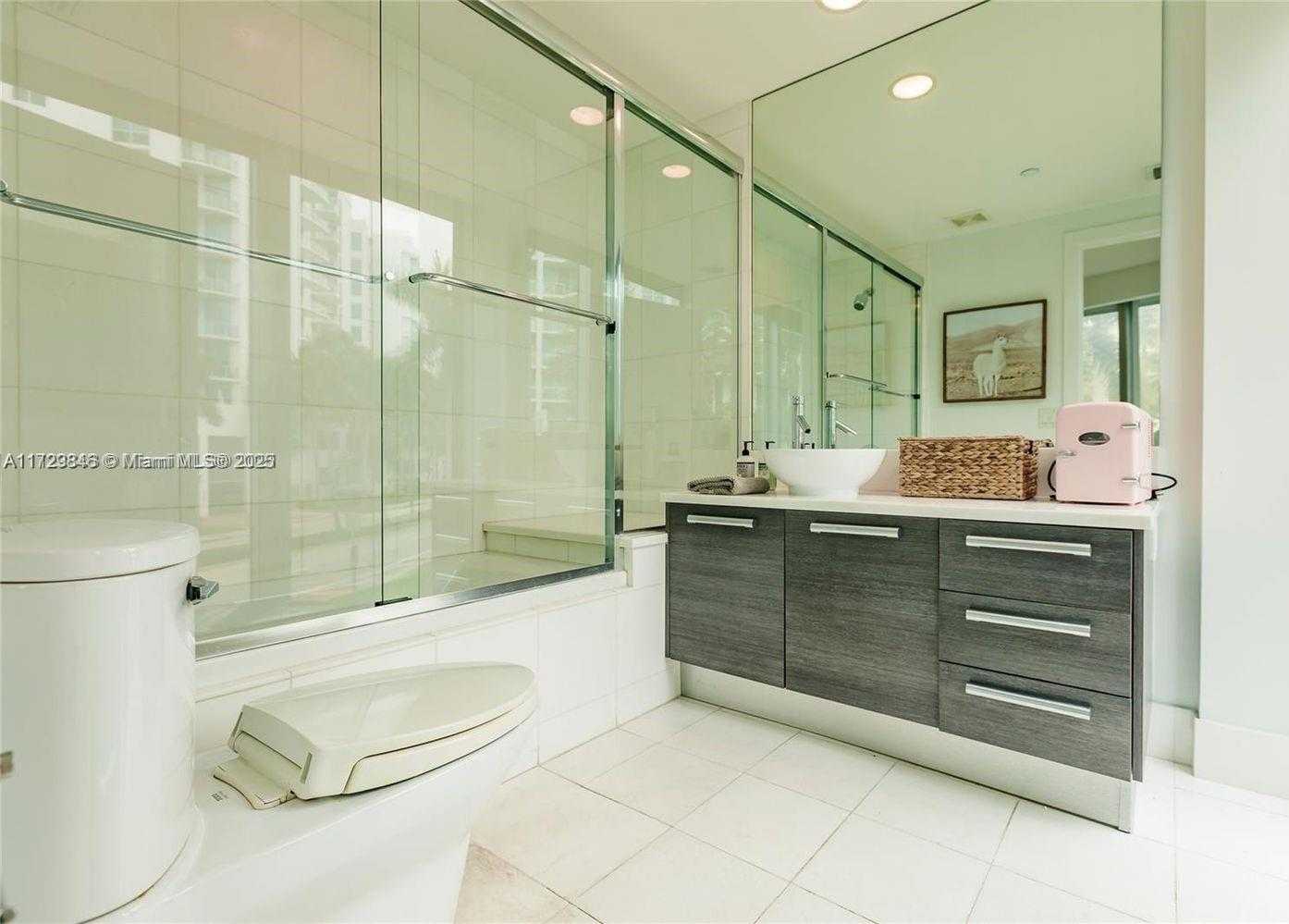 Small Image of 2950 NORTH EAST 188TH ST #150, Aventura Number 38