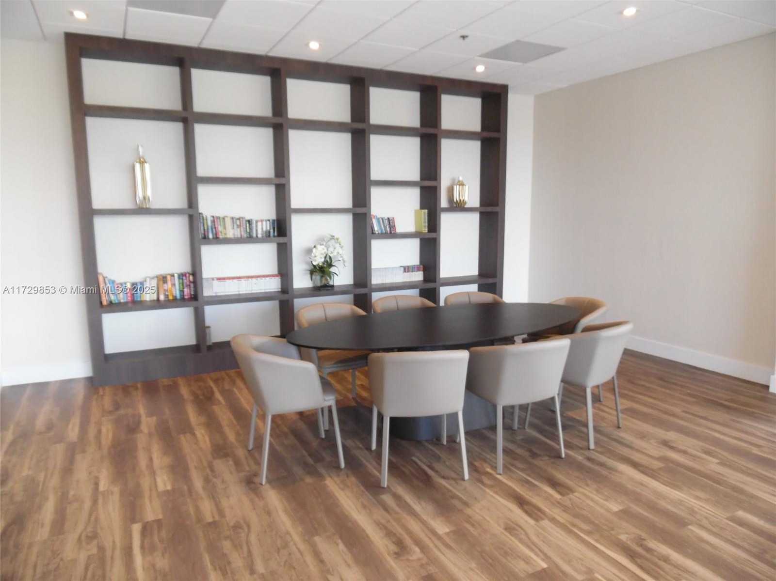 Small Image of 20515 EAST COUNTRY CLUB DR #1449, Aventura Number 27