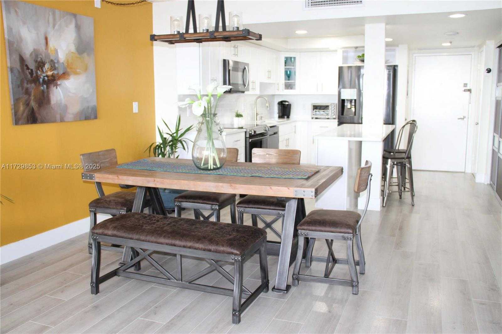 Small Image of 20515 EAST COUNTRY CLUB DR #1449, Aventura Number 6