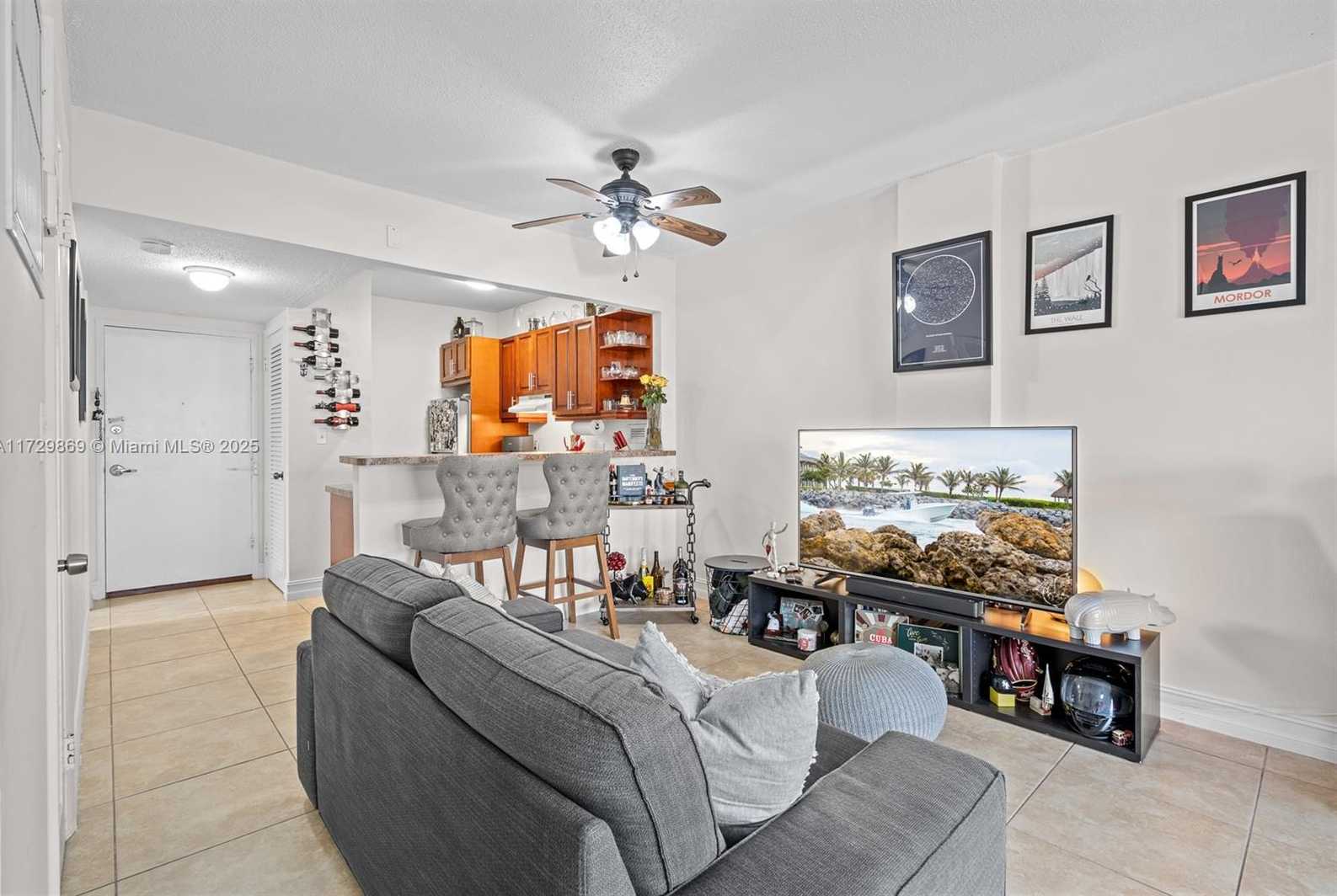 Small Image of 1455 NORTH TREASURE DR #4D, North Bay Village Number 9