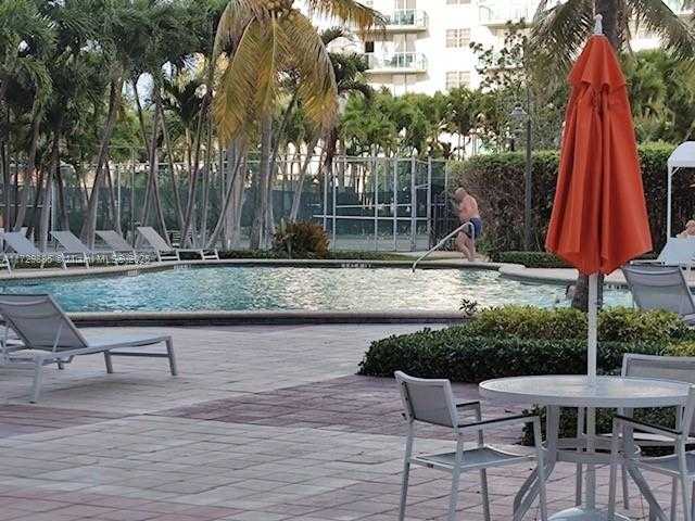 Small Image of 19380 COLLINS AVE #724, Sunny Isles Beach Number 14