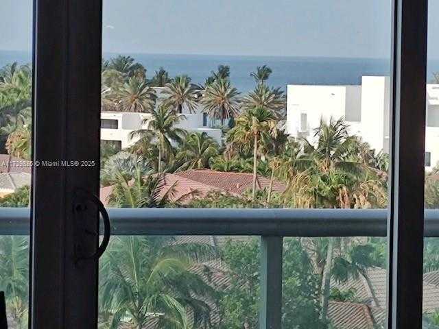 Small Image of 19380 COLLINS AVE #724, Sunny Isles Beach Number 4