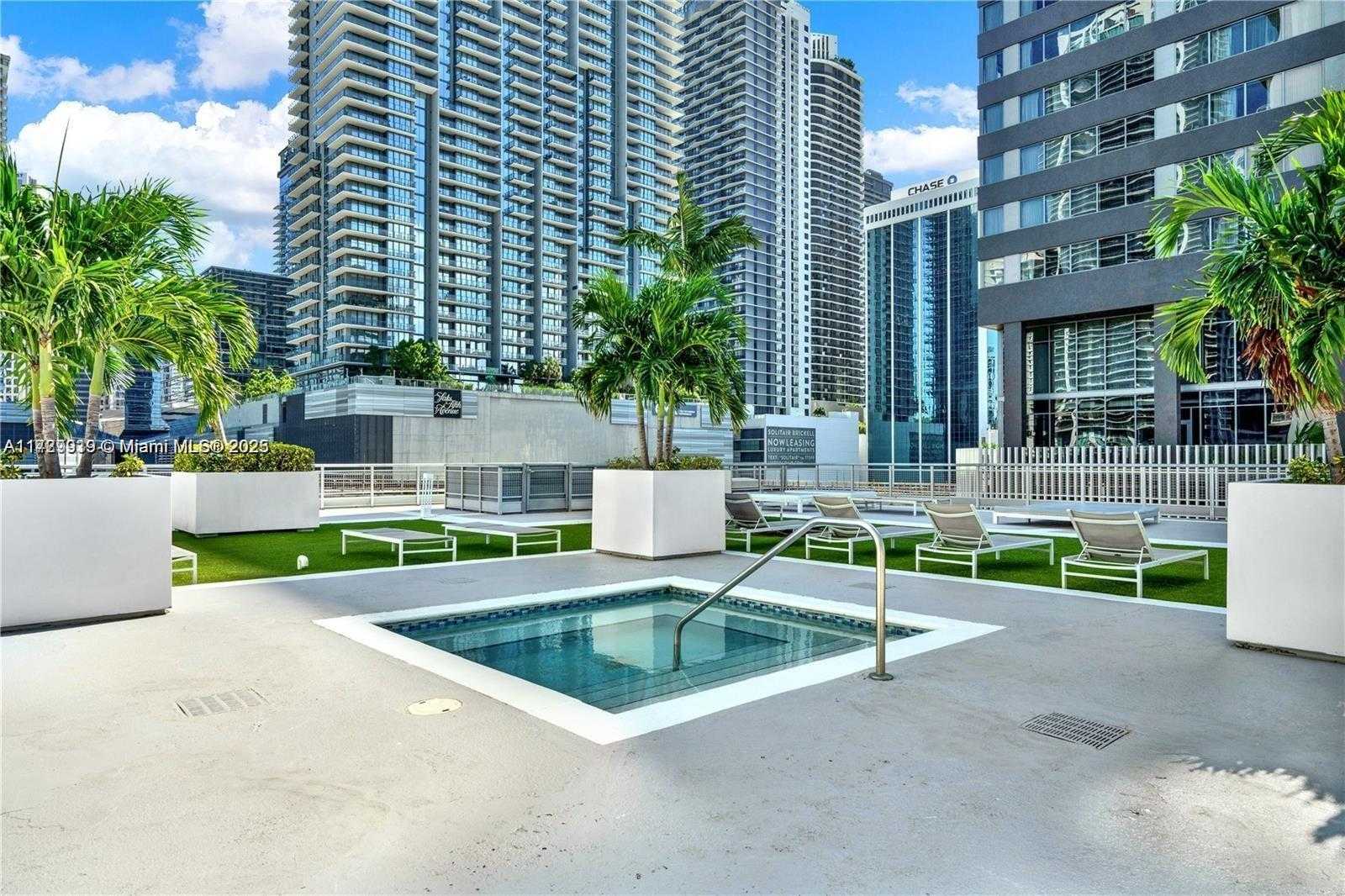 Small Image of 690 SOUTH WEST 1ST CT #1723, Miami Number 8