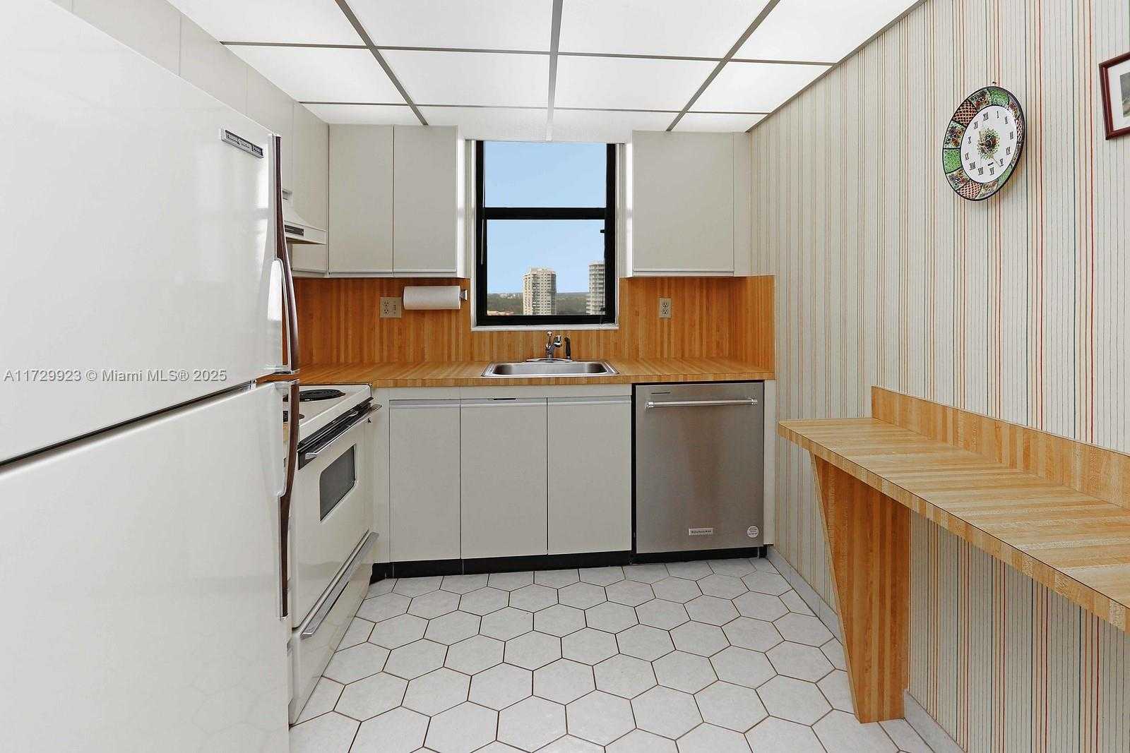 Small Image of 18181 NORTH EAST 31ST CT #1703, Aventura Number 13