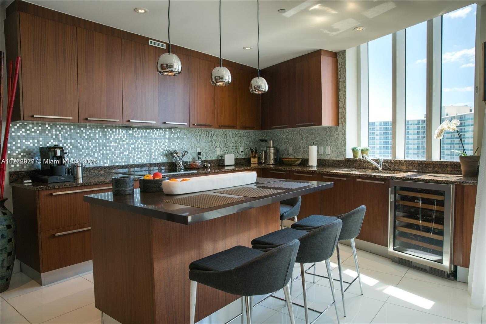 Small Image of 15811 COLLINS AVE #1404, Sunny Isles Beach Number 20