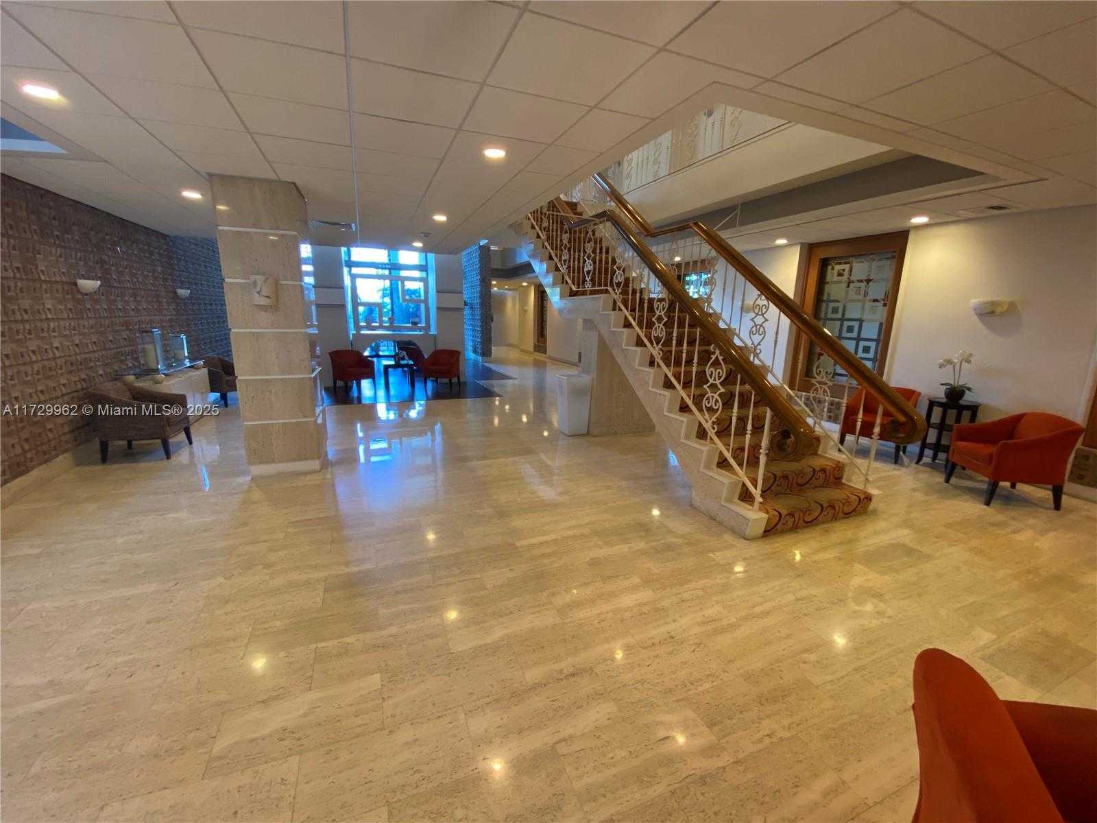 Small Image of 2899 COLLINS AVE #1208, Miami Beach Number 24