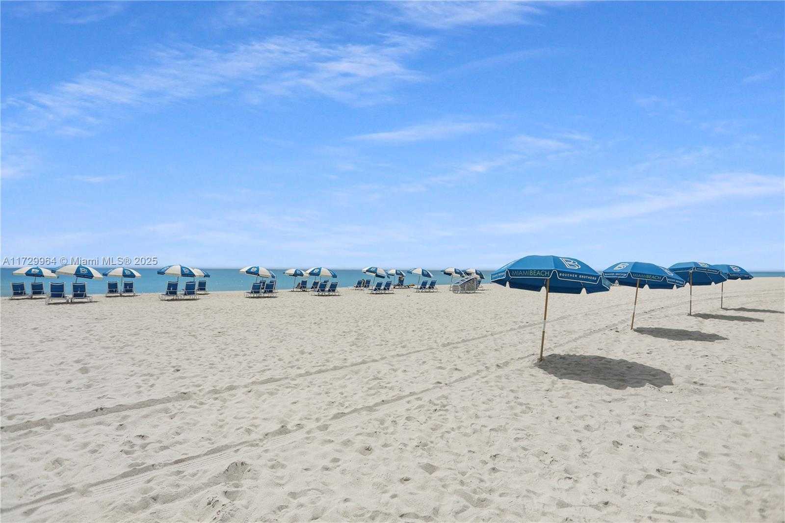Small Image of 6039 COLLINS AVE #607, Miami Beach Number 15