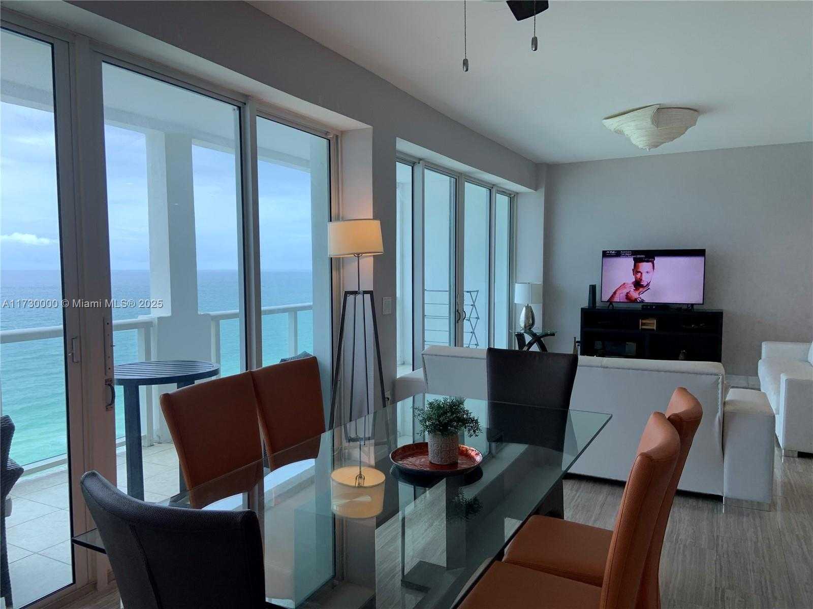 Small Image of 5445 COLLINS AVE #TS1, Miami Beach Number 12