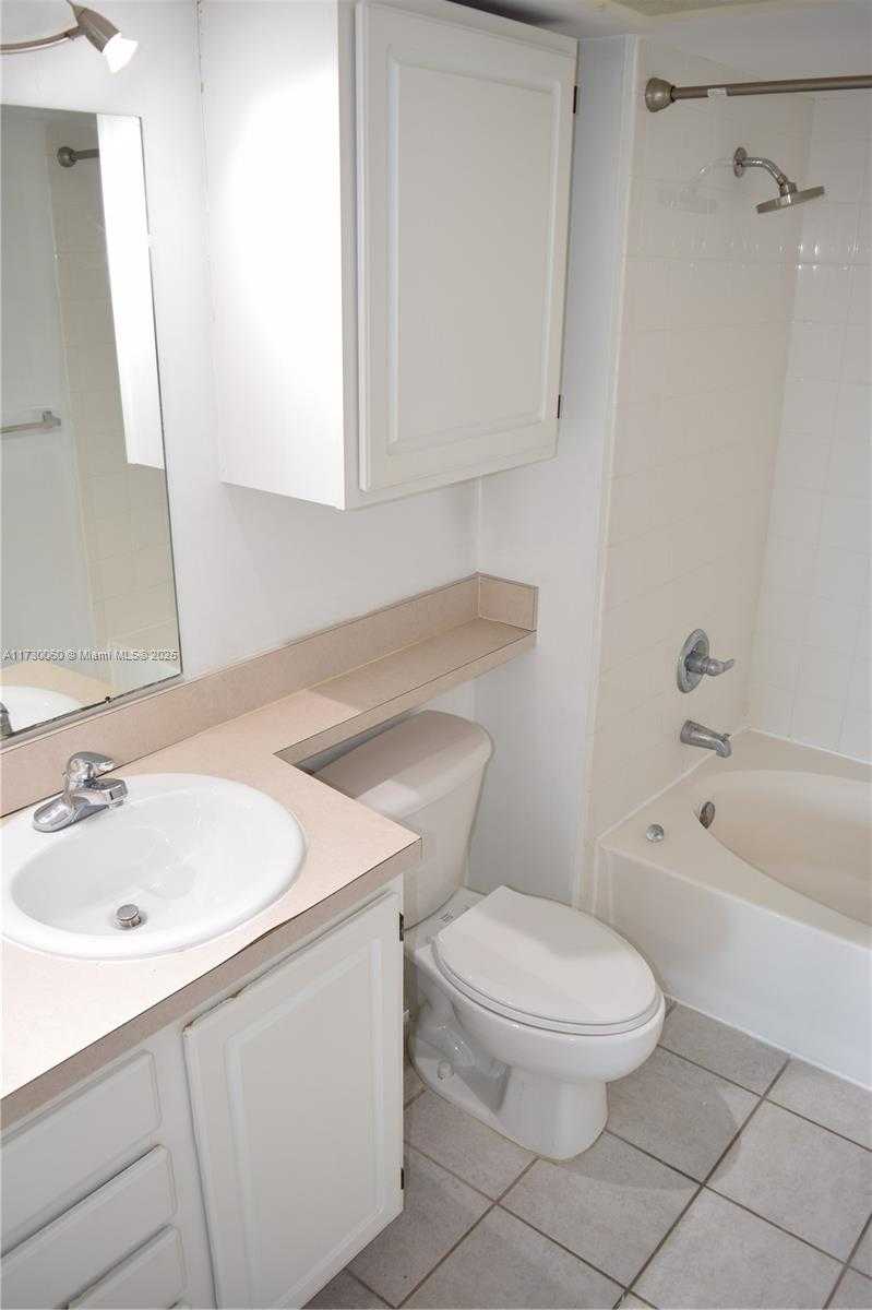 Small Image of 2665 SOUTH WEST 37 AVE #613, Miami Number 18