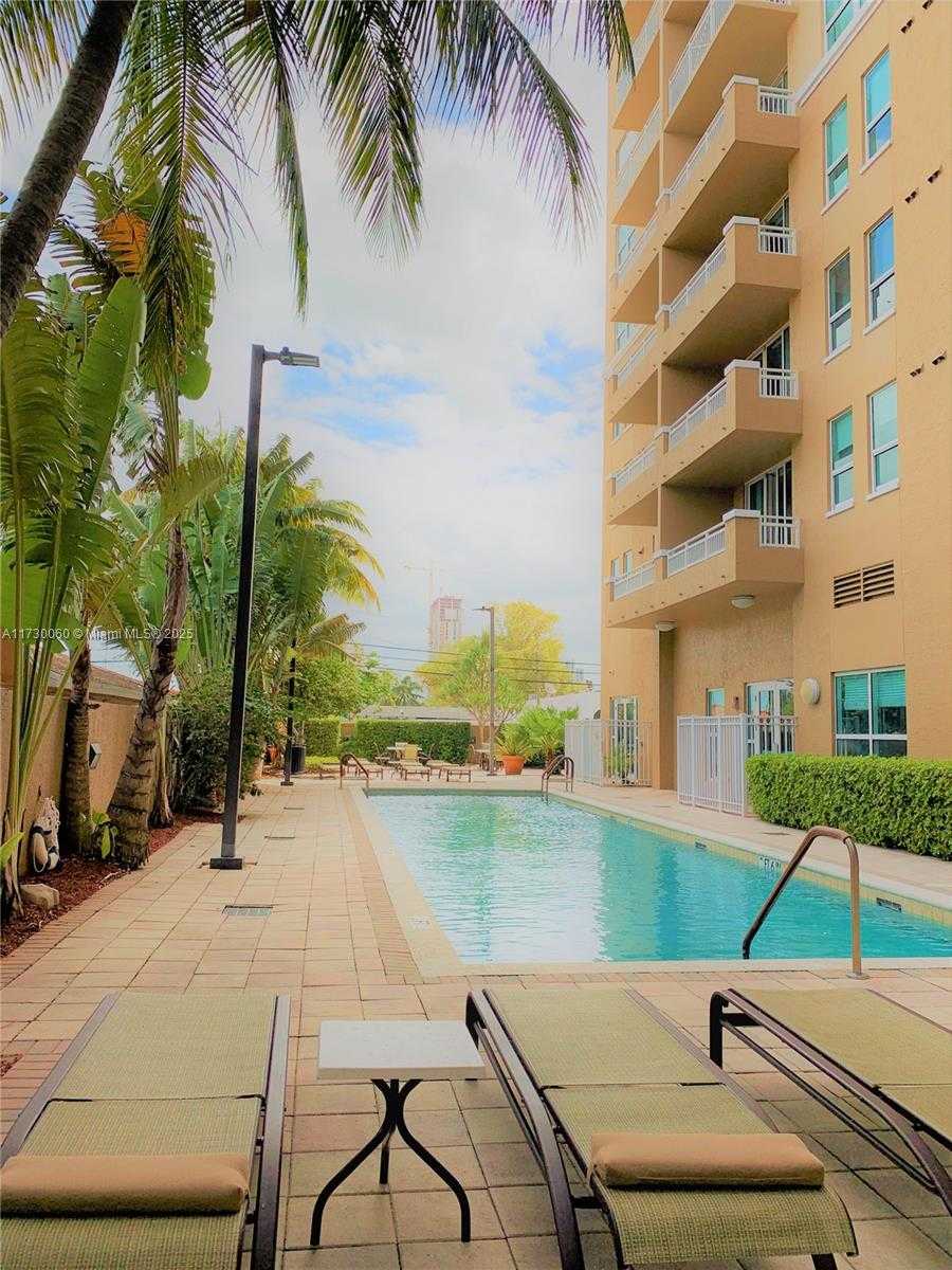 Small Image of 2665 SOUTH WEST 37 AVE #613, Miami Number 21