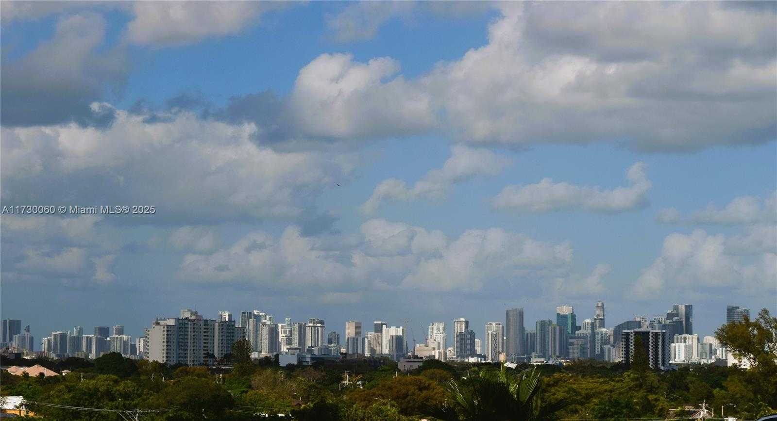 Small Image of 2665 SOUTH WEST 37 AVE #613, Miami Number 24