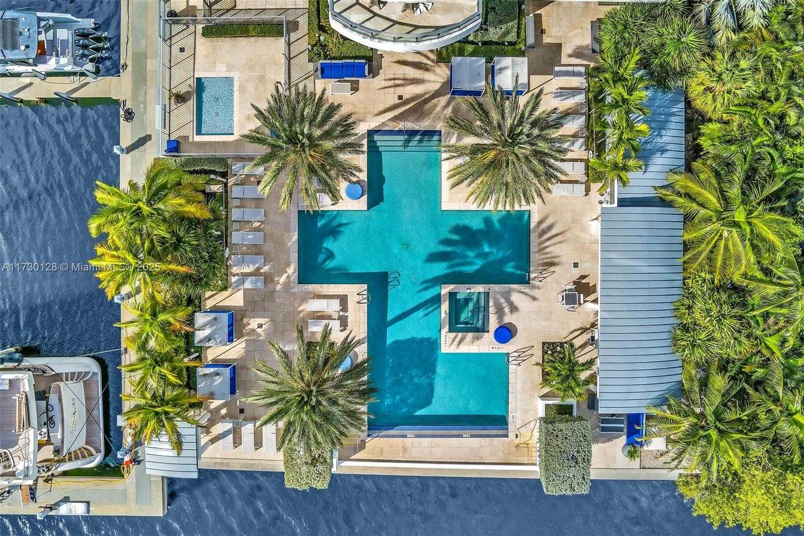 Small Image of 17301 BISCAYNE BLVD #210, North Miami Beach Number 28
