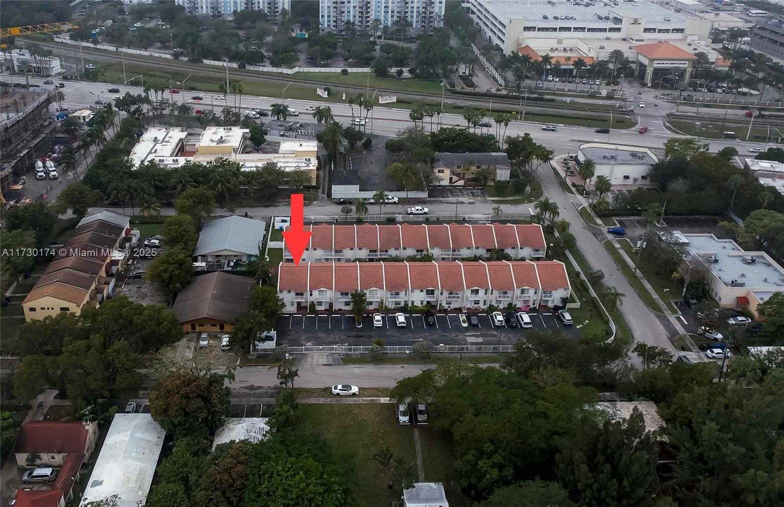 Small Image of 2050 NORTH EAST 140TH ST #1, North Miami Beach Number 2