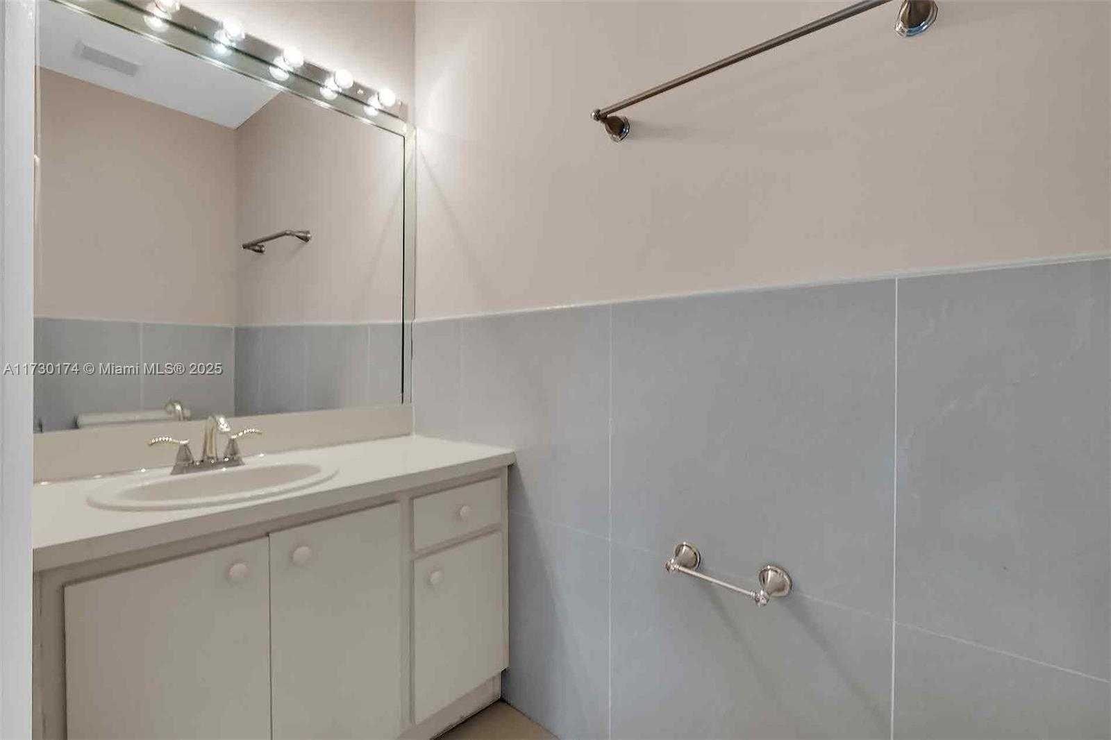Small Image of 2050 NORTH EAST 140TH ST #1, North Miami Beach Number 30