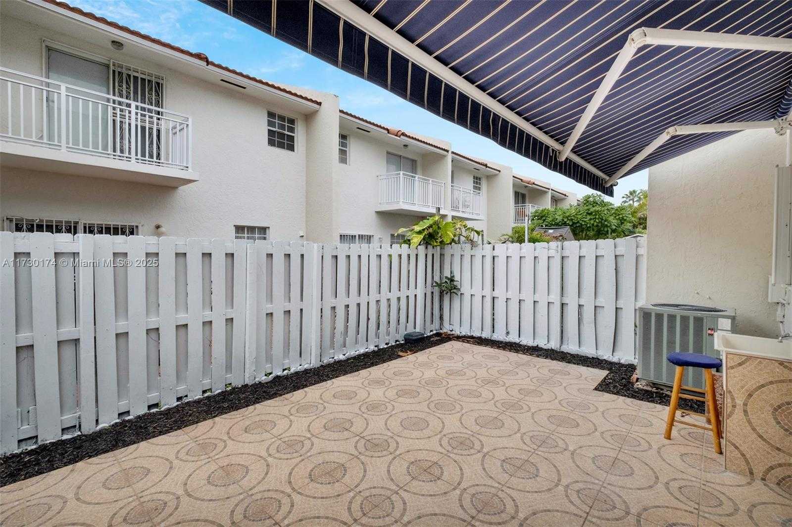 Small Image of 2050 NORTH EAST 140TH ST #1, North Miami Beach Number 4
