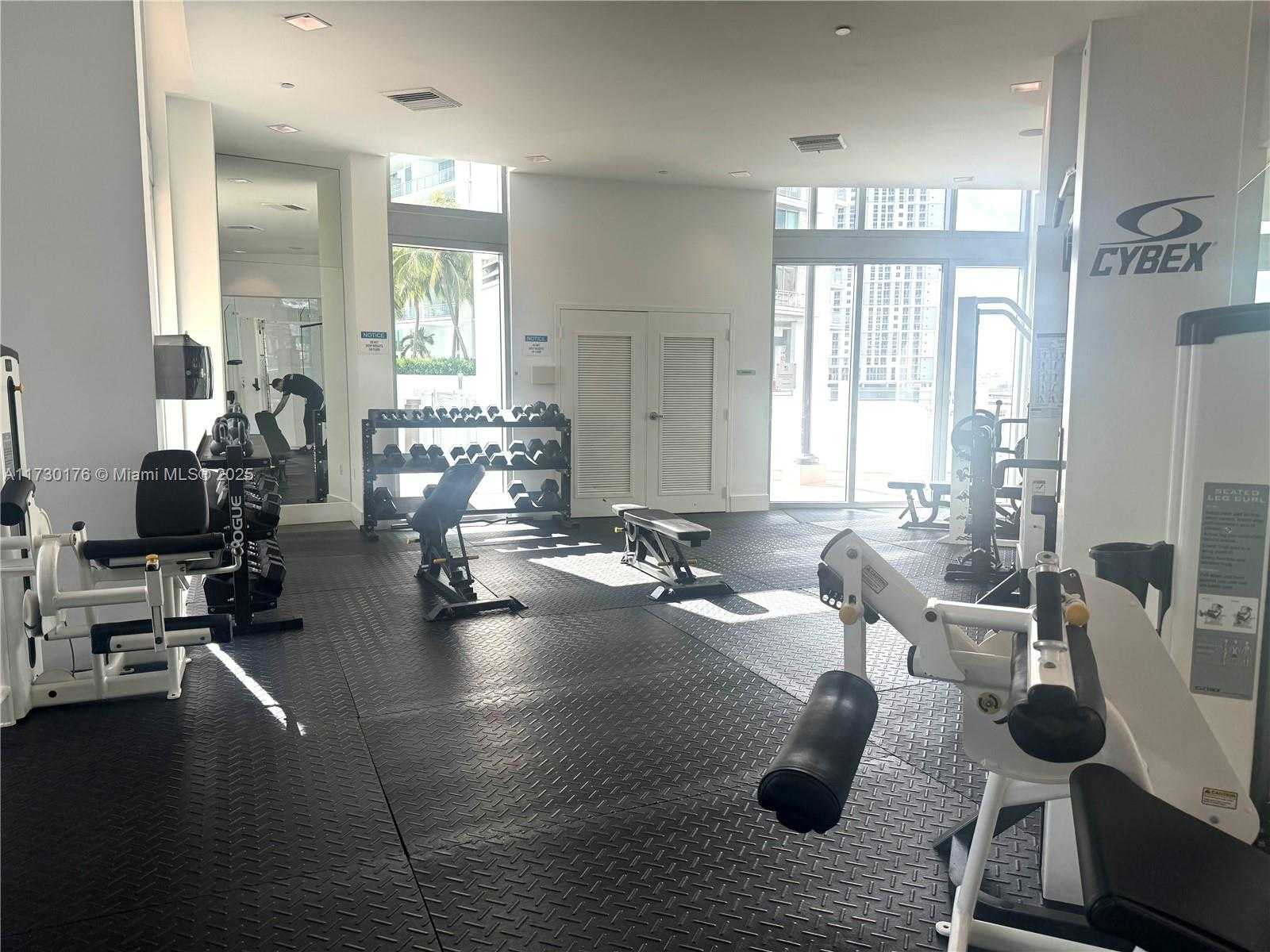 Small Image of 350 SOUTH MIAMI AVE #2710, Miami Number 20
