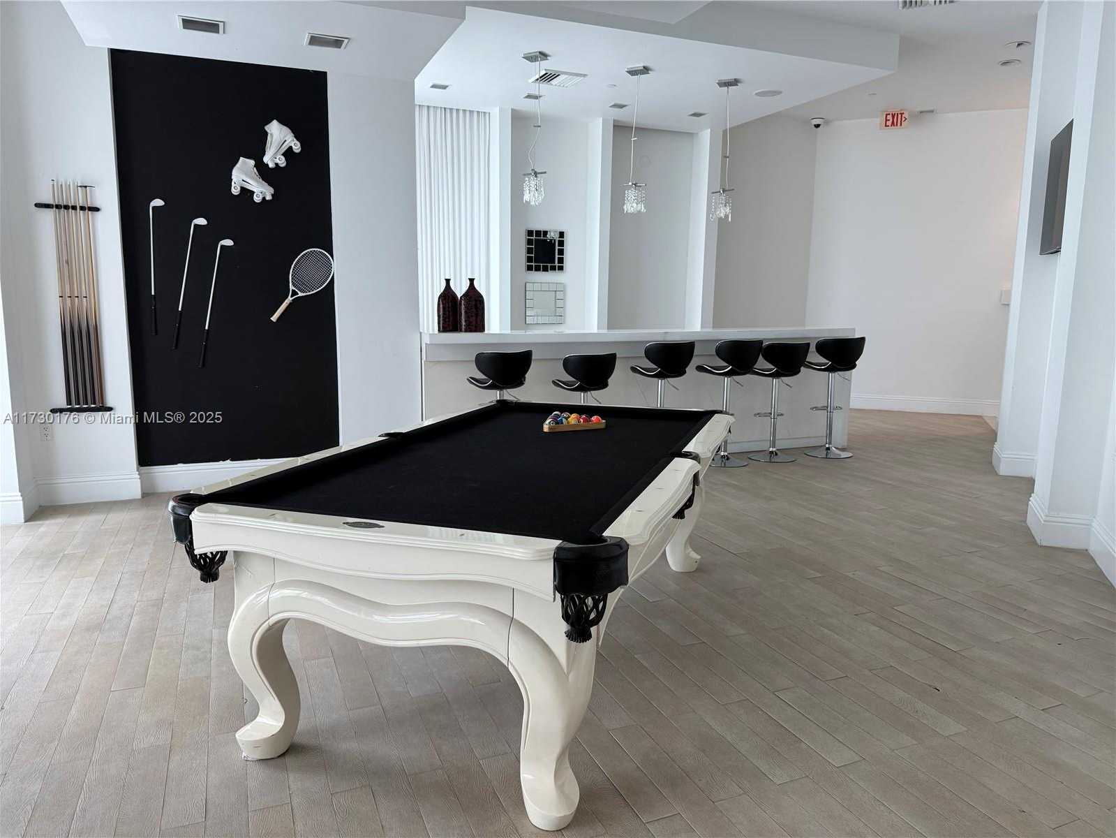 Small Image of 350 SOUTH MIAMI AVE #2710, Miami Number 24