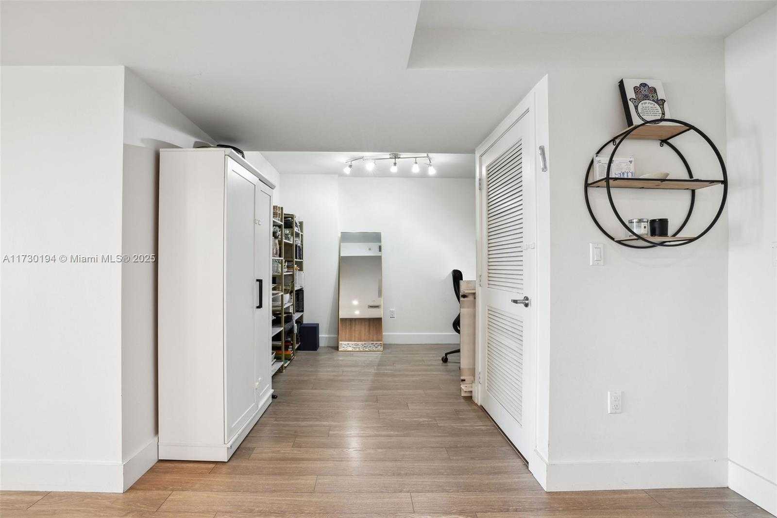 Small Image of 1025 92ND ST #402, Bay Harbor Islands Number 12