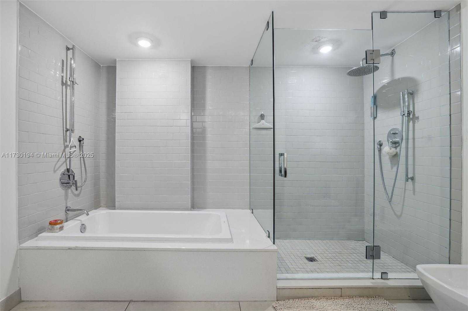 Small Image of 1025 92ND ST #402, Bay Harbor Islands Number 15