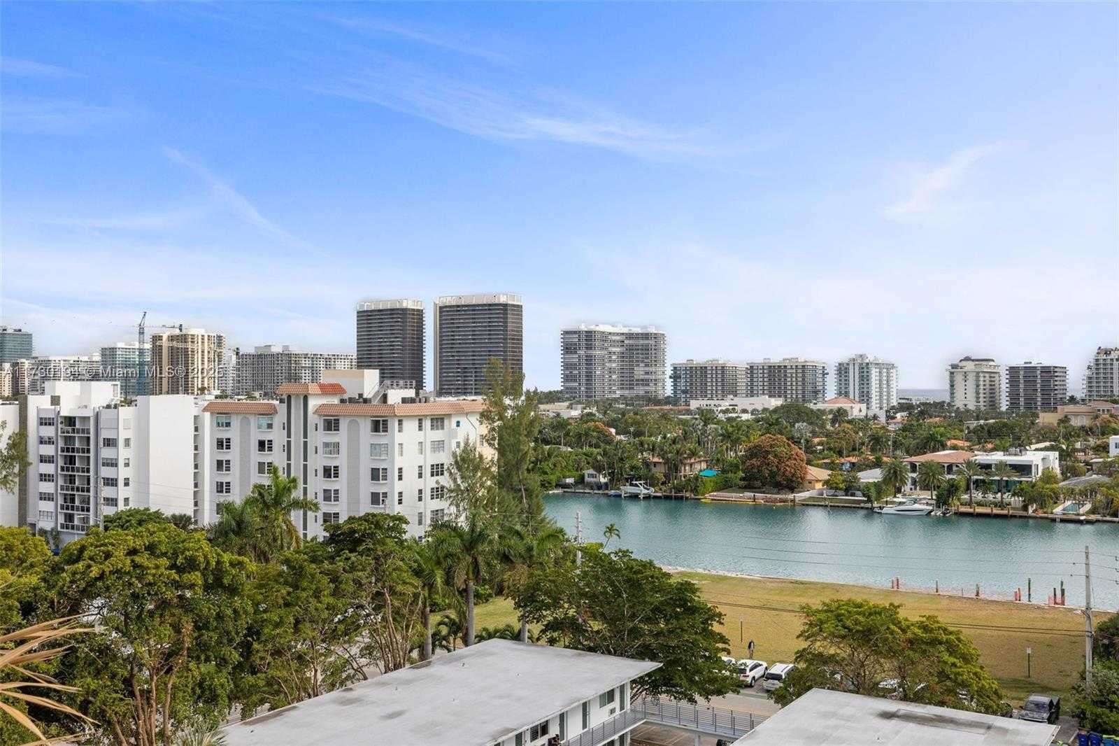 Small Image of 1025 92ND ST #402, Bay Harbor Islands Number 27