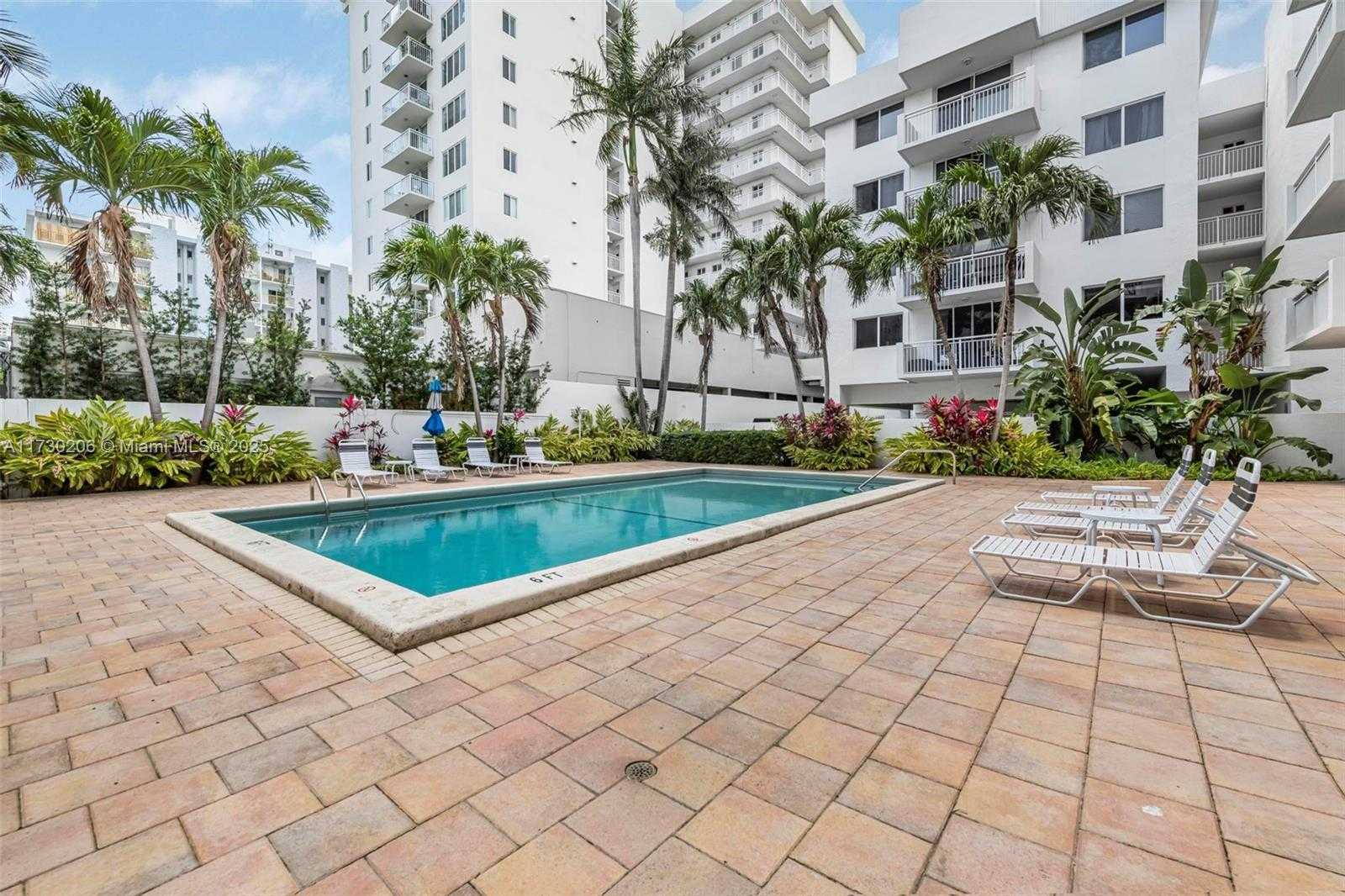 Small Image of 1666 WEST AVE #207, Miami Beach Number 28