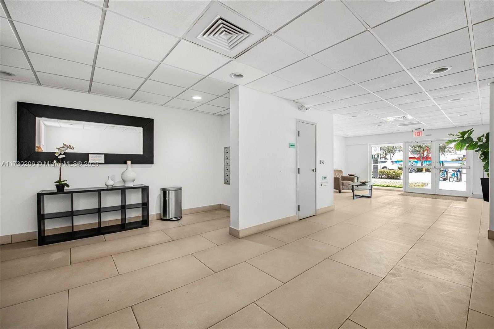 Small Image of 1666 WEST AVE #207, Miami Beach Number 31