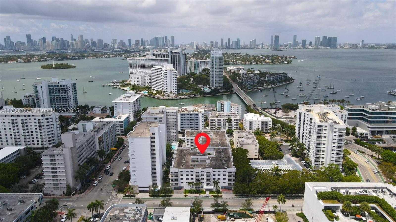 Small Image of 1666 WEST AVE #207, Miami Beach Number 33