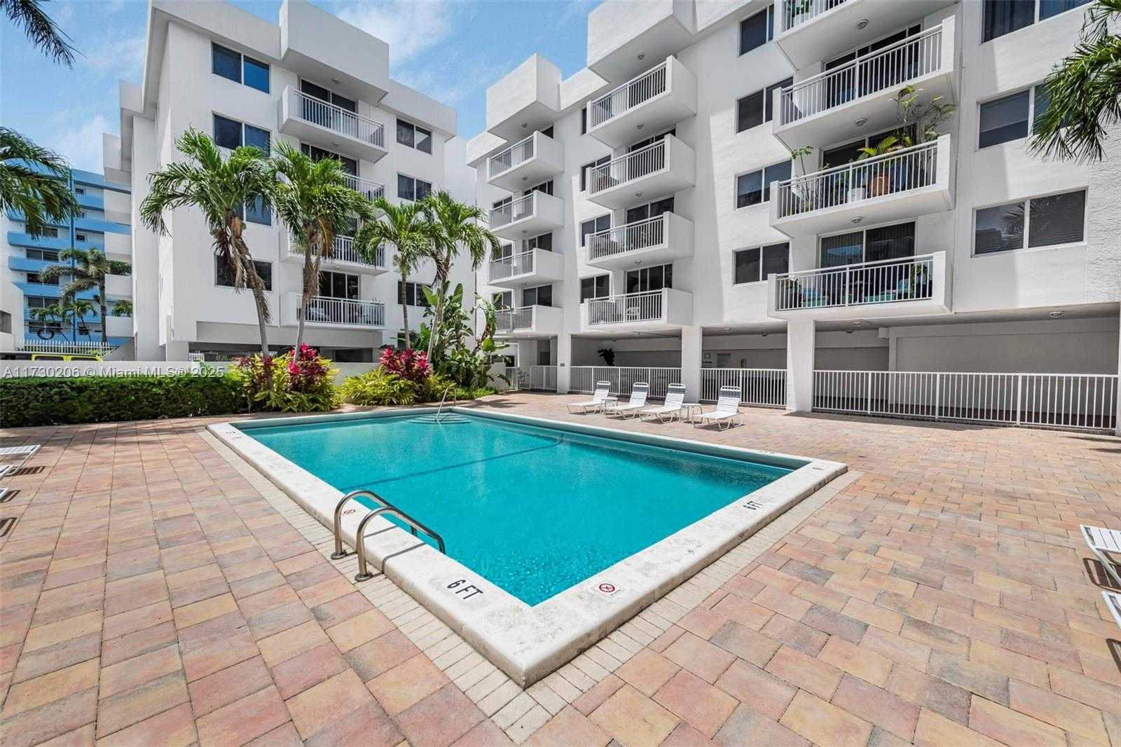 Small Image of 1666 WEST AVE #207, Miami Beach Number 40