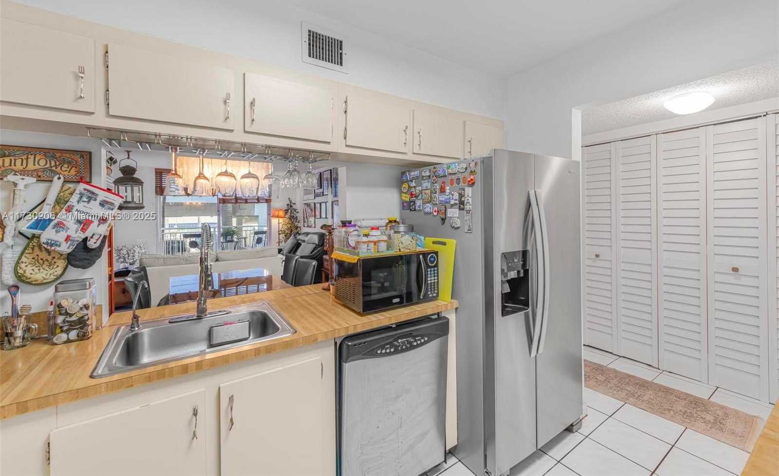 Small Image of 1666 WEST AVE #207, Miami Beach Number 7