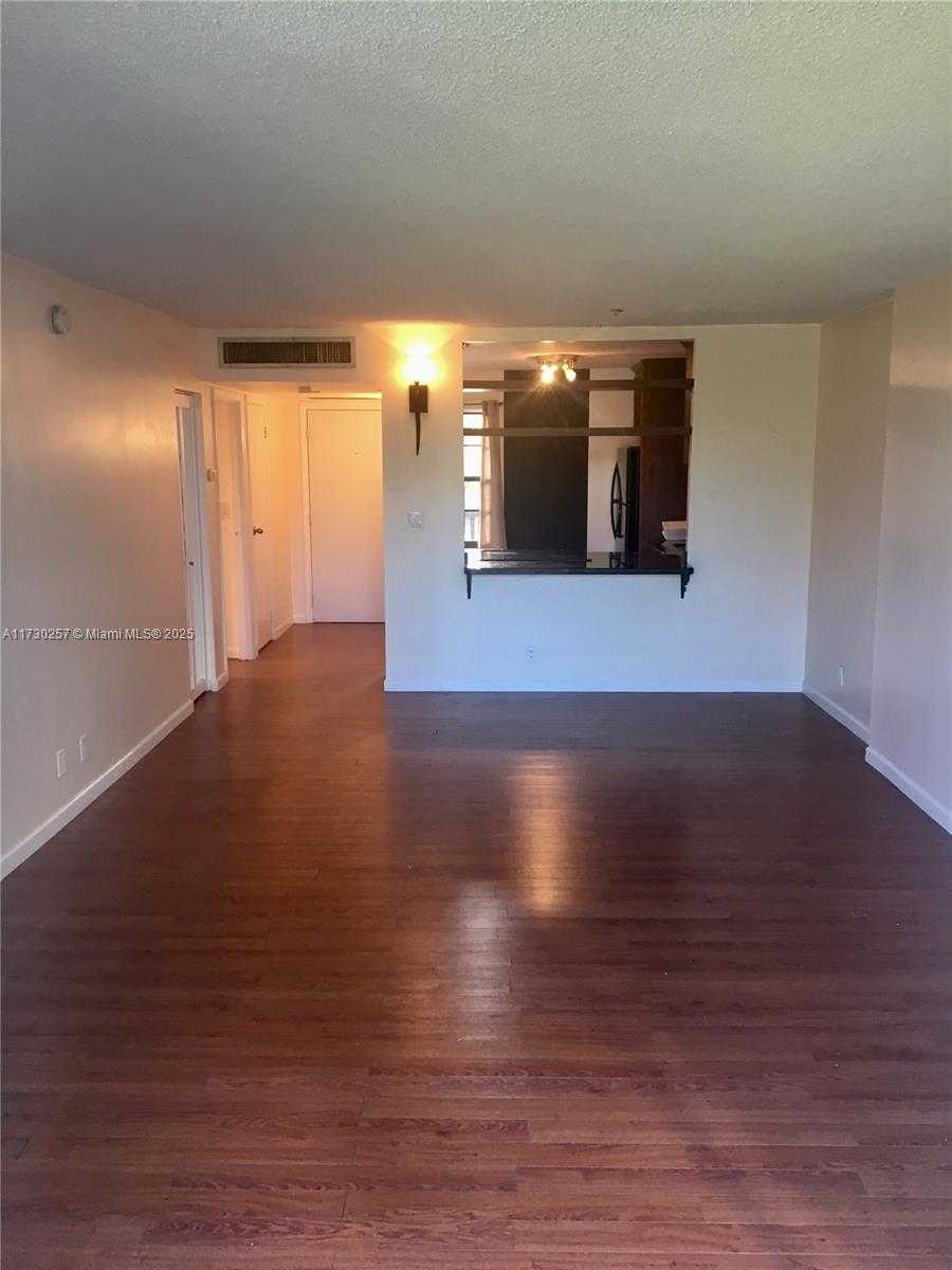 Small Image of 3101 NORTH COUNTRY CLUB DRIVE #306, Aventura Number 15
