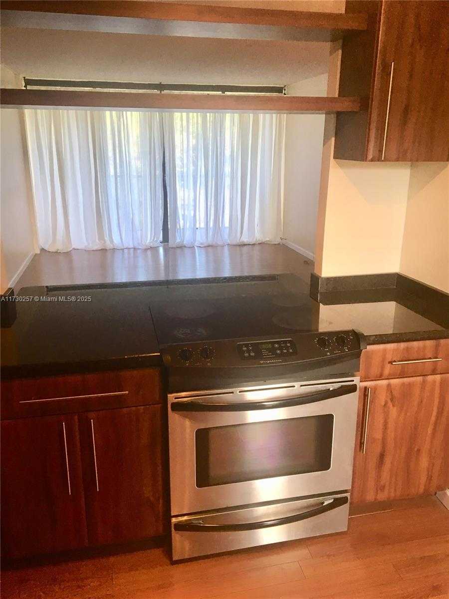 Small Image of 3101 NORTH COUNTRY CLUB DRIVE #306, Aventura Number 20