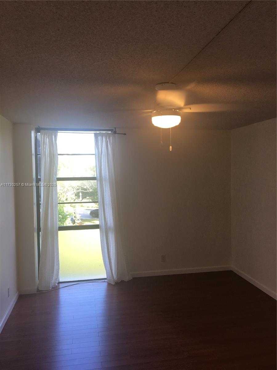 Small Image of 3101 NORTH COUNTRY CLUB DRIVE #306, Aventura Number 24