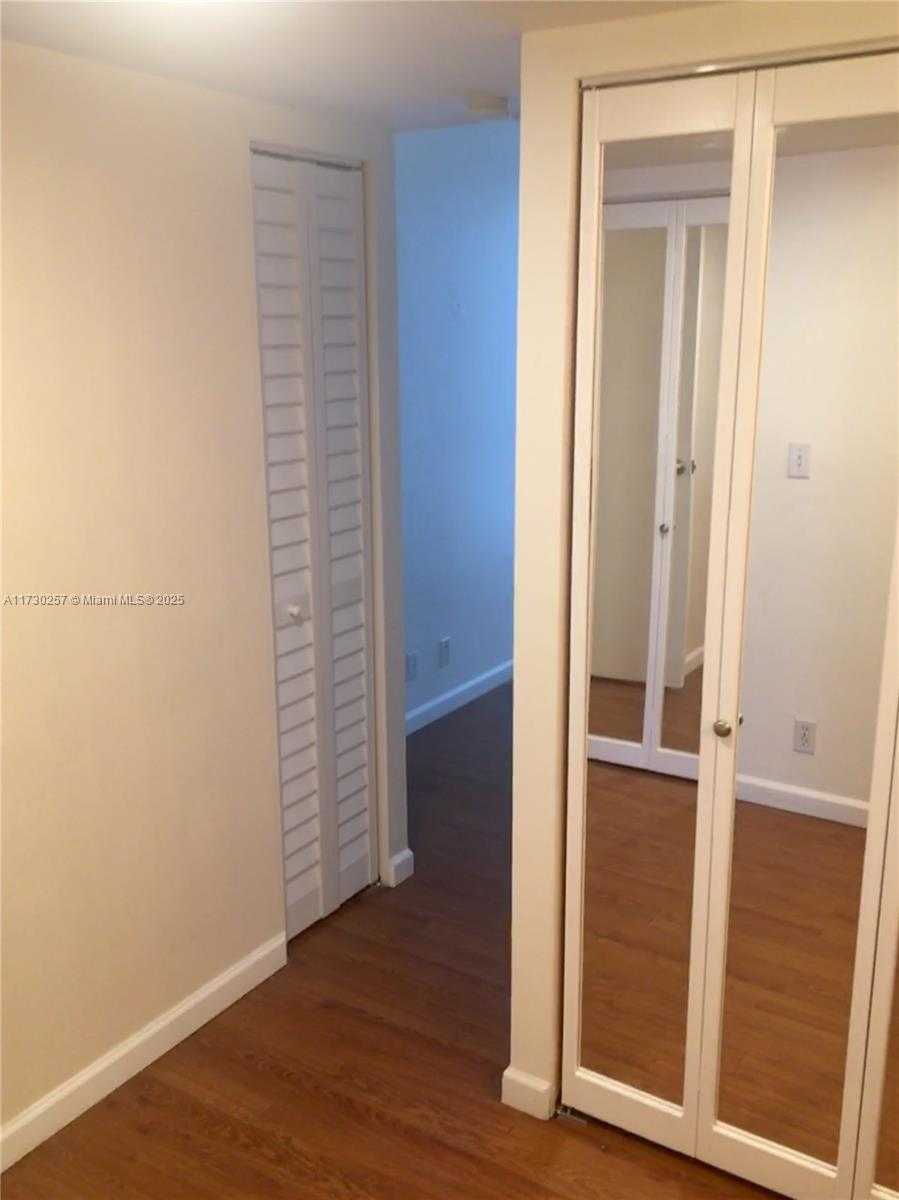 Small Image of 3101 NORTH COUNTRY CLUB DRIVE #306, Aventura Number 26