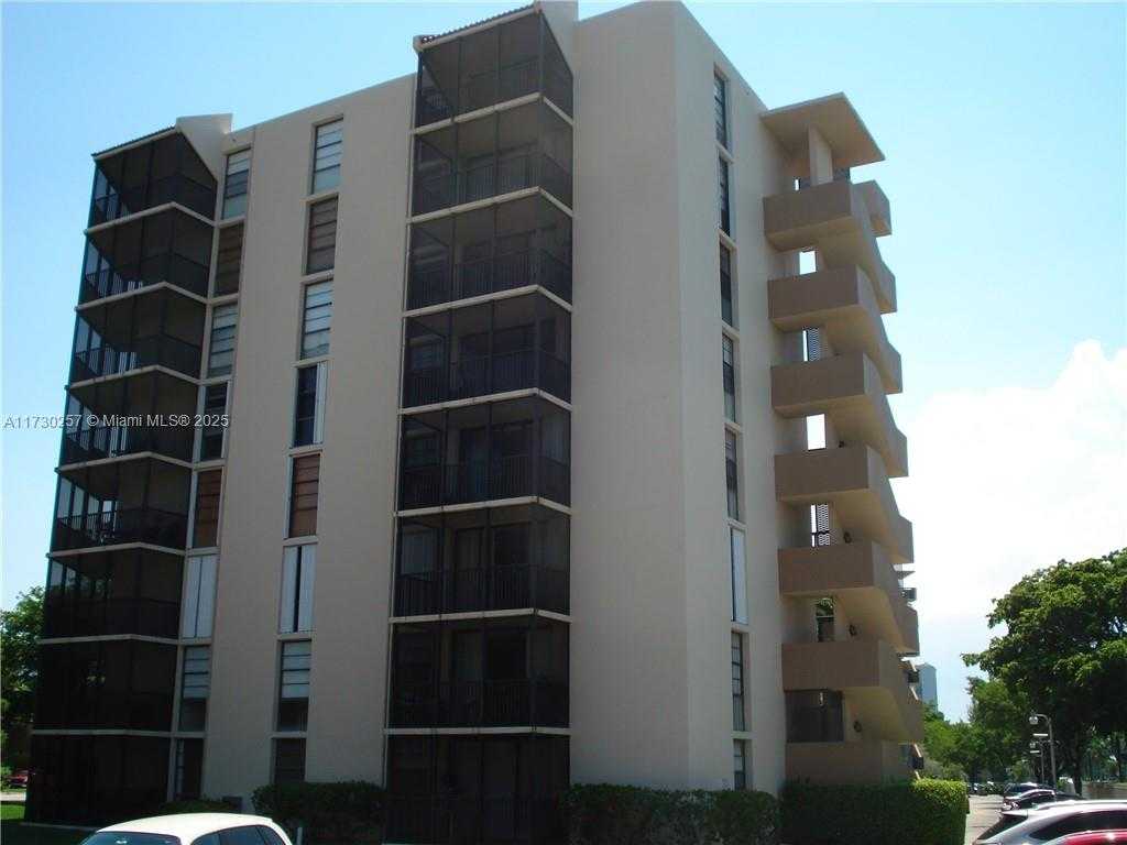 Small Image of 3101 NORTH COUNTRY CLUB DRIVE #306, Aventura Number 3