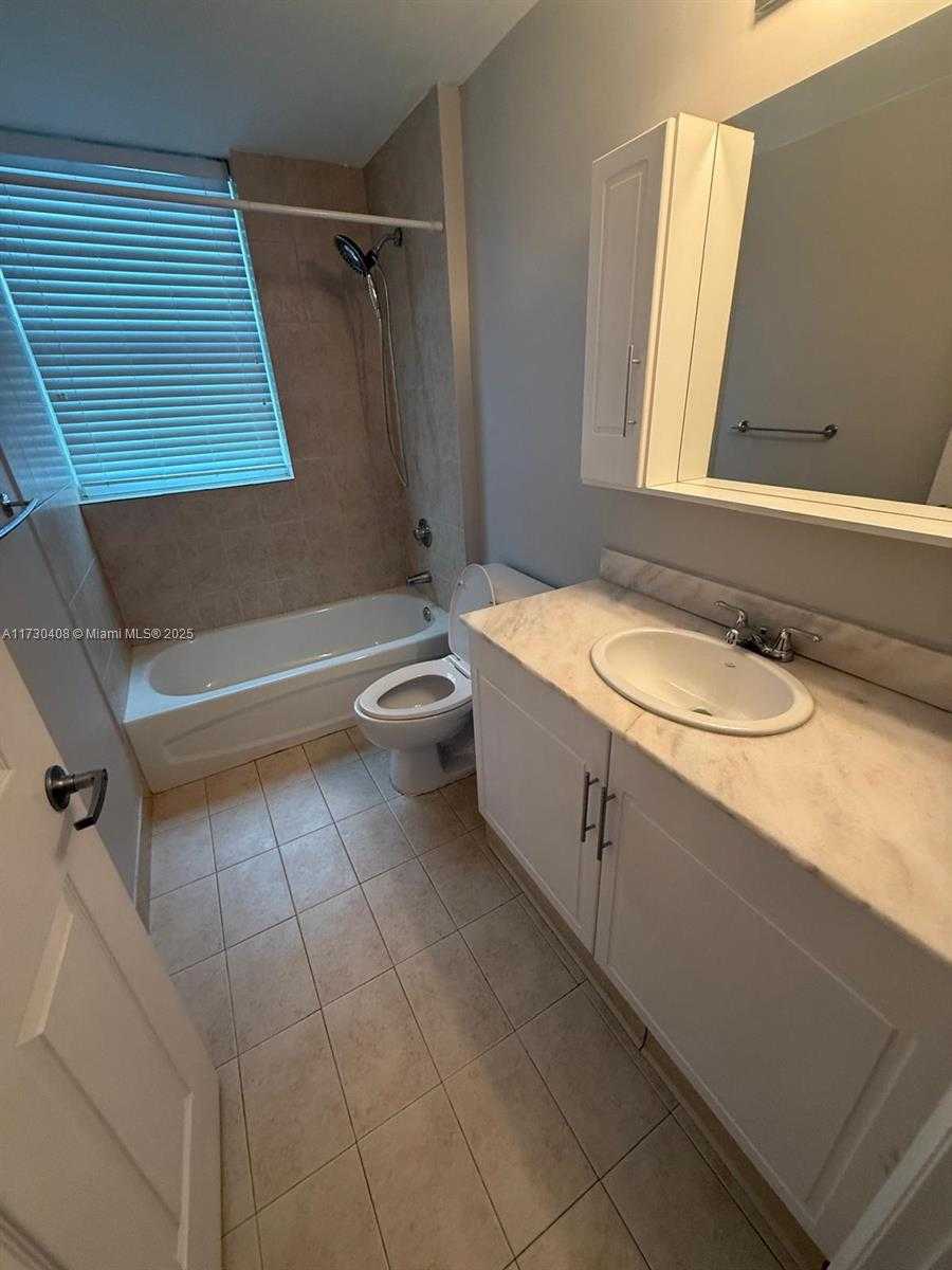 Small Image of 275 NORTH EAST 18TH ST #1503, Miami Number 19