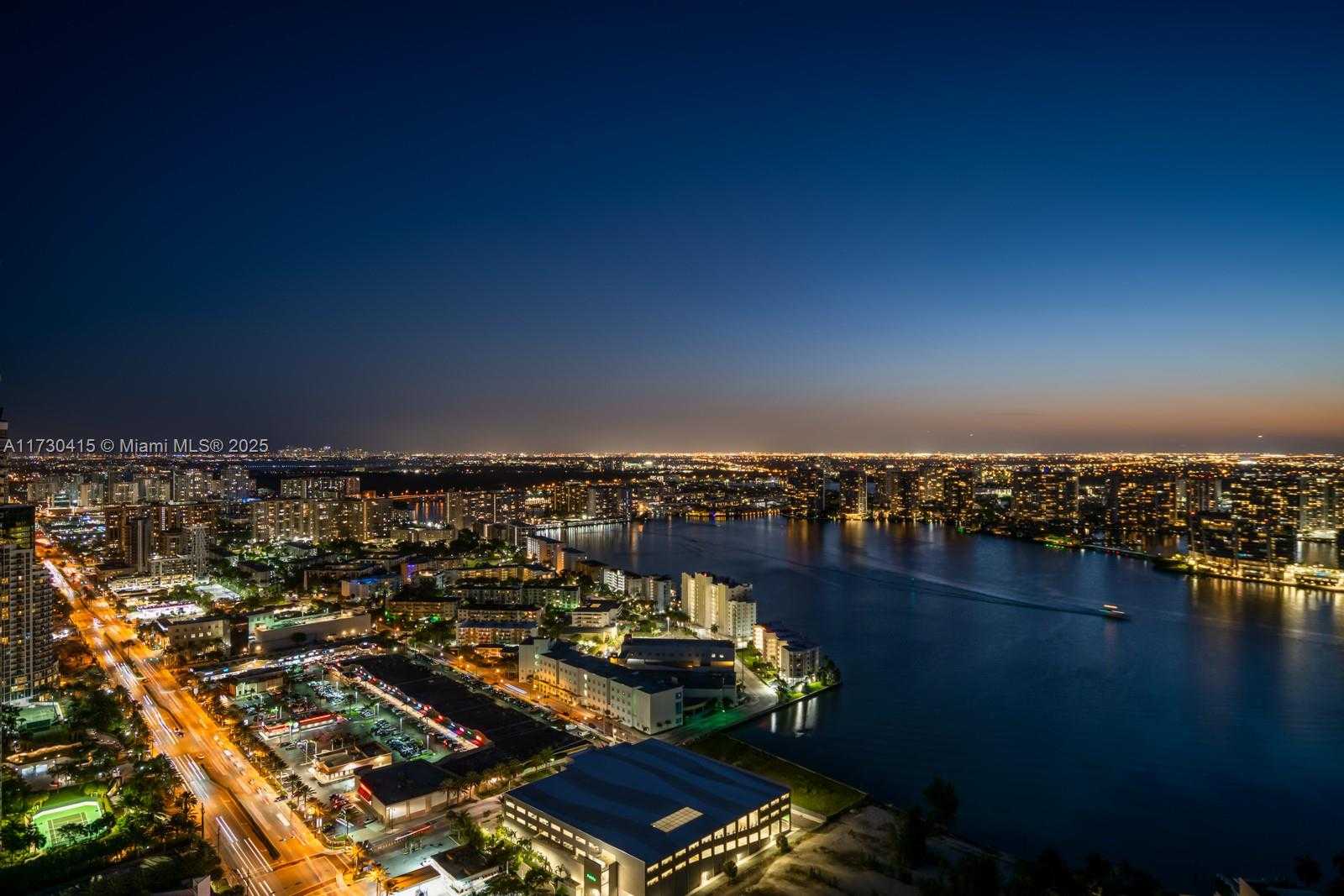 Small Image of 18555 COLLINS AVE #4203, Sunny Isles Beach Number 7