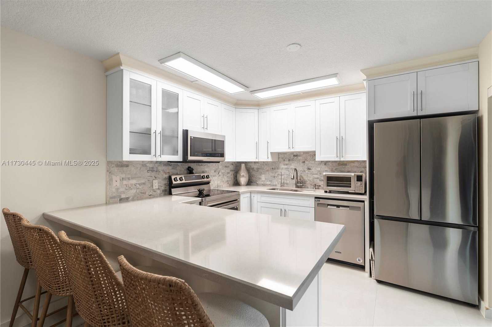 Small Image of 4084 FOREST HILL DR #4084, Cooper City Number 14