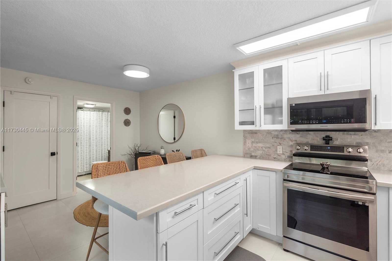 Small Image of 4084 FOREST HILL DR #4084, Cooper City Number 15