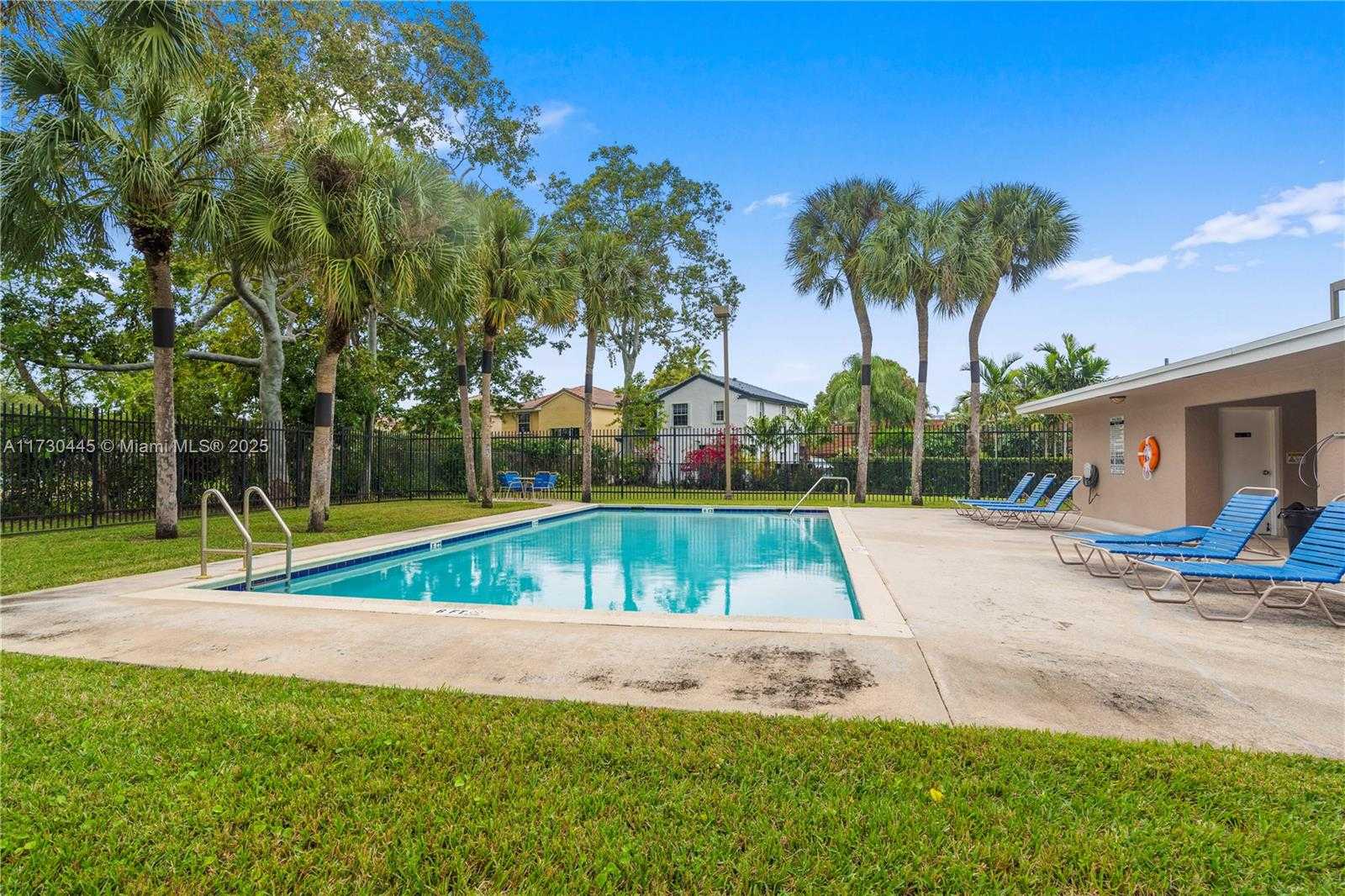 Small Image of 4084 FOREST HILL DR #4084, Cooper City Number 37