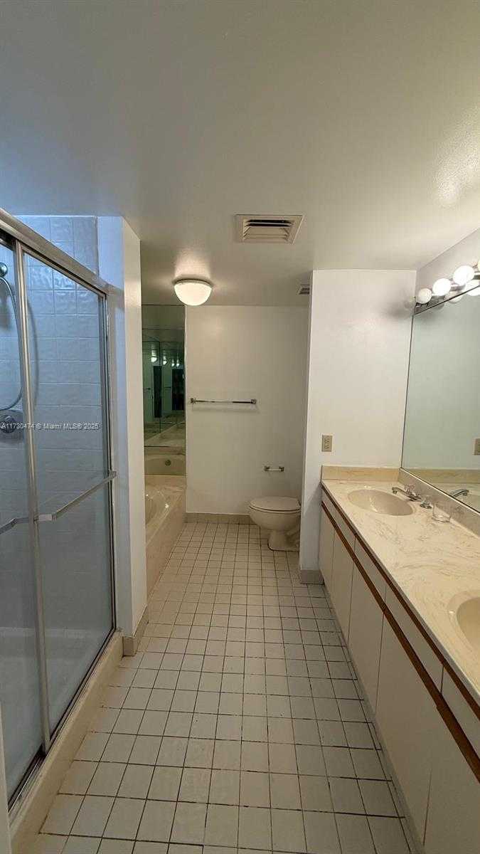 Small Image of 3610 YACHT CLUB DR #1214, Aventura Number 10