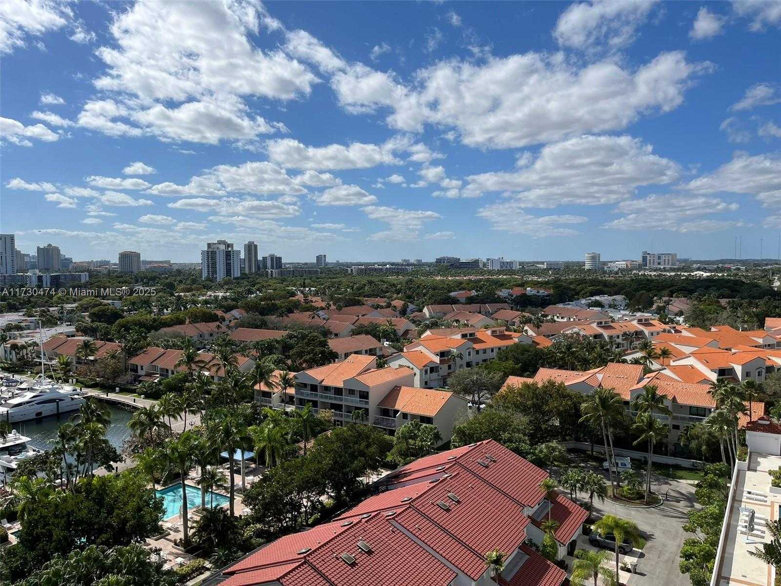 Small Image of 3610 YACHT CLUB DR #1214, Aventura Number 2