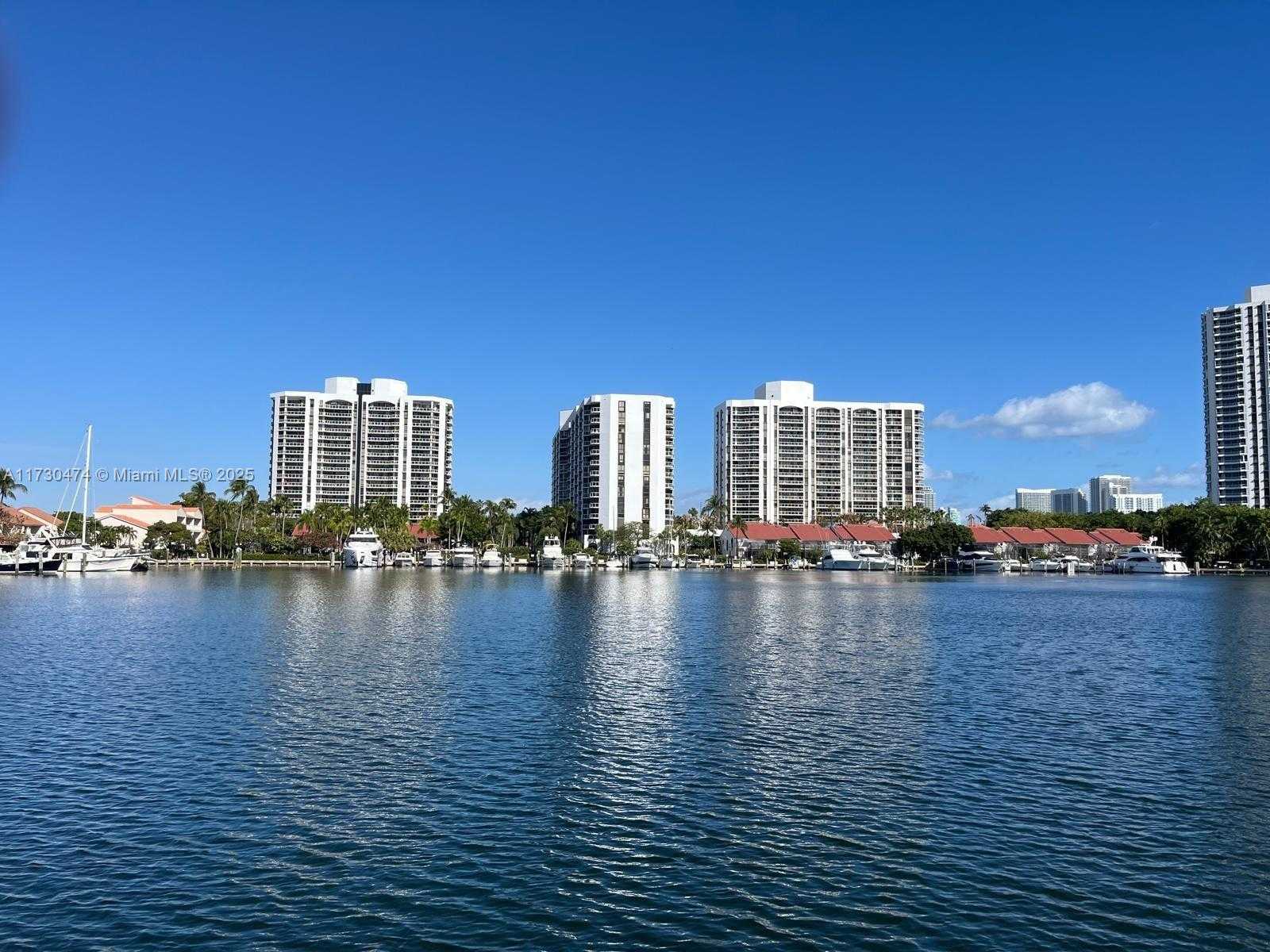 Small Image of 3610 YACHT CLUB DR #1214, Aventura Number 22
