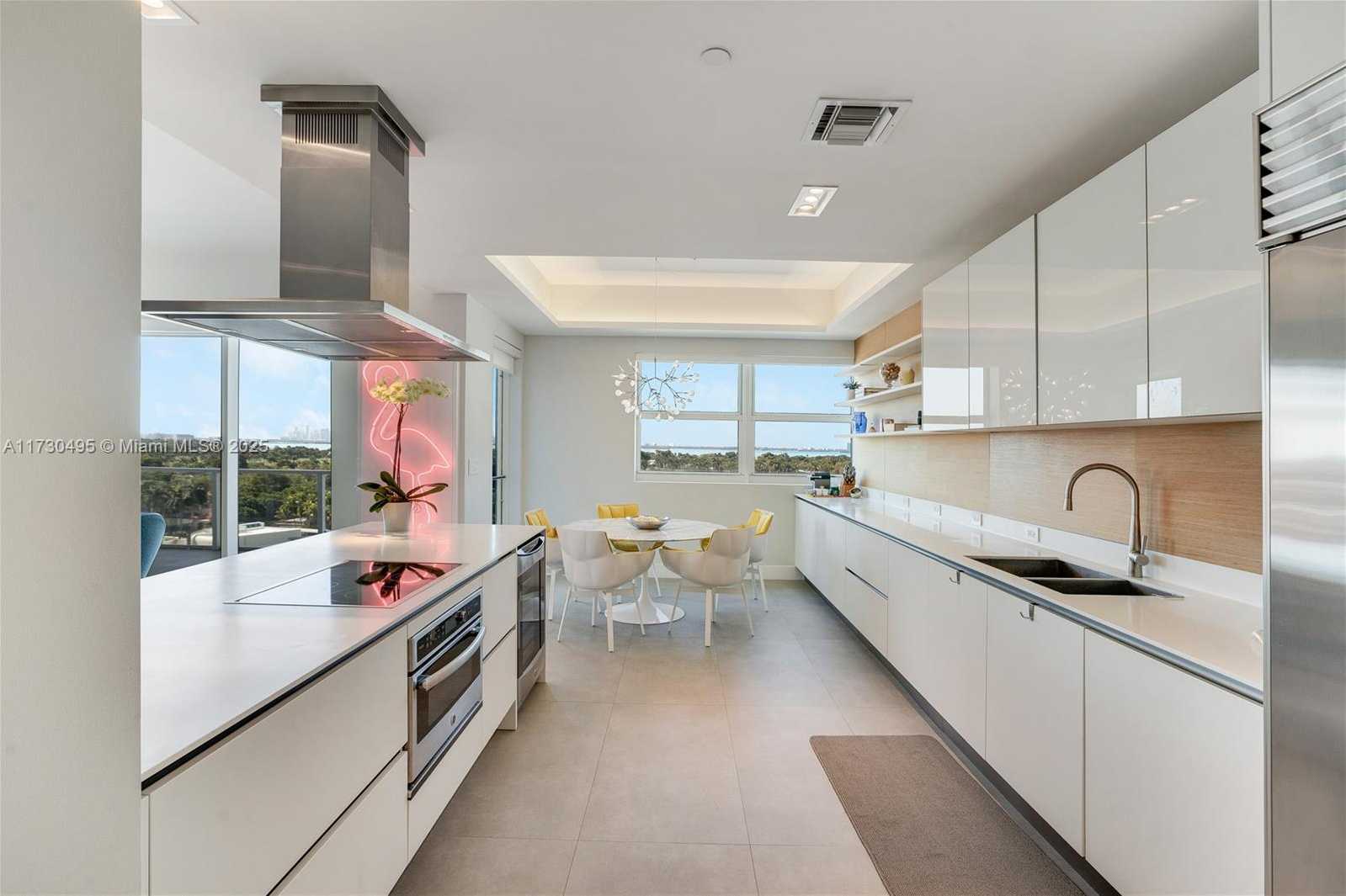 Small Image of 6103 SOUTH AQUA AVE #905, Miami Beach Number 11