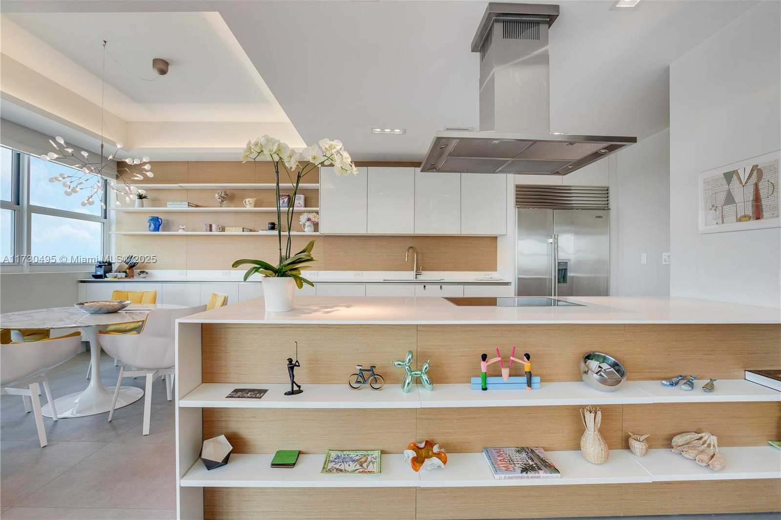 Small Image of 6103 SOUTH AQUA AVE #905, Miami Beach Number 13