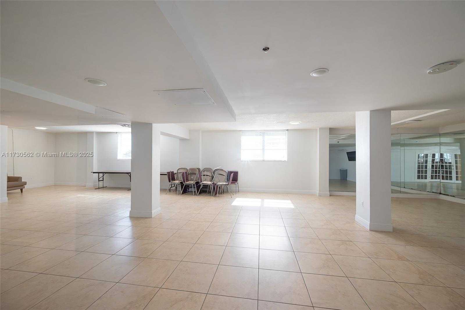 Small Image of 7501 EAST TREASURE DR #4H, North Bay Village Number 20