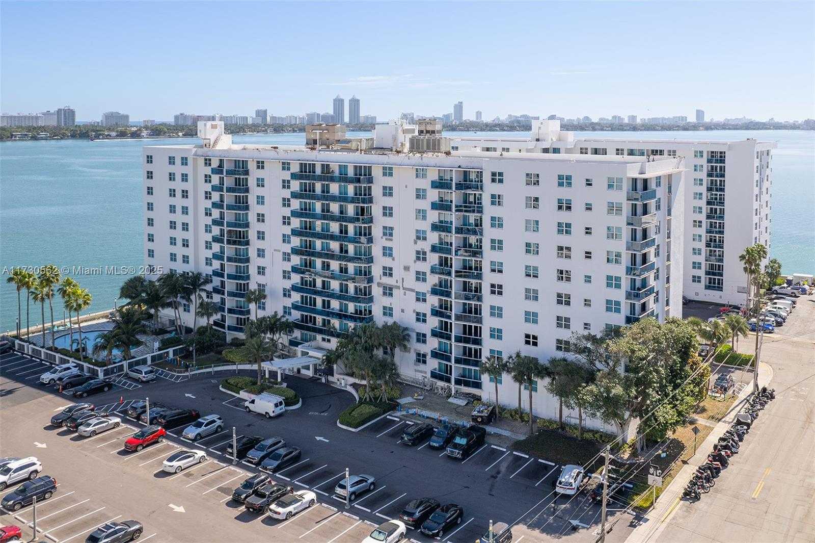 Small Image of 7501 EAST TREASURE DR #4H, North Bay Village Number 29