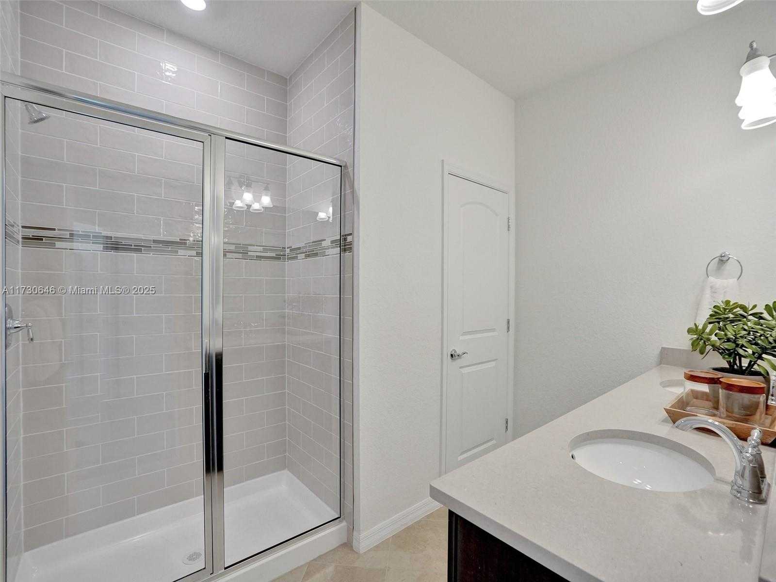 Small Image of 2343 ROLLINGWOOD CT, Oakland Park Number 18
