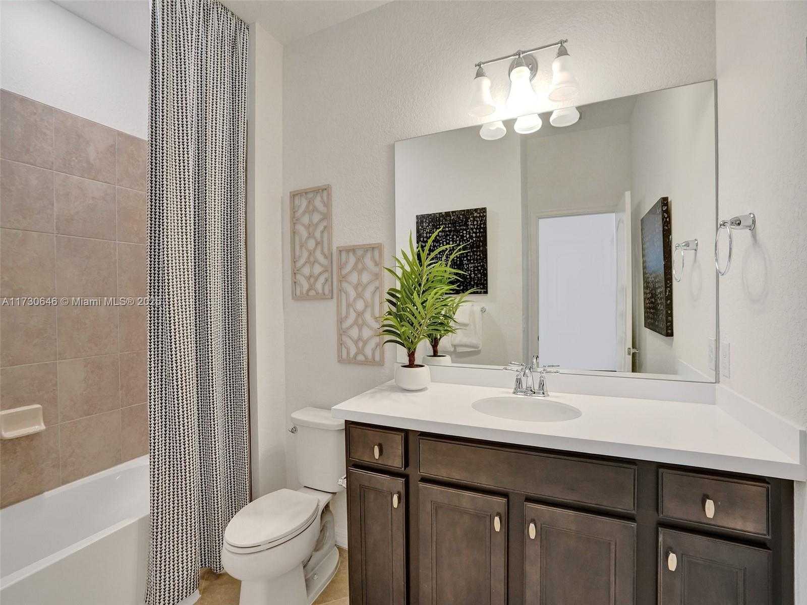 Small Image of 2343 ROLLINGWOOD CT, Oakland Park Number 21