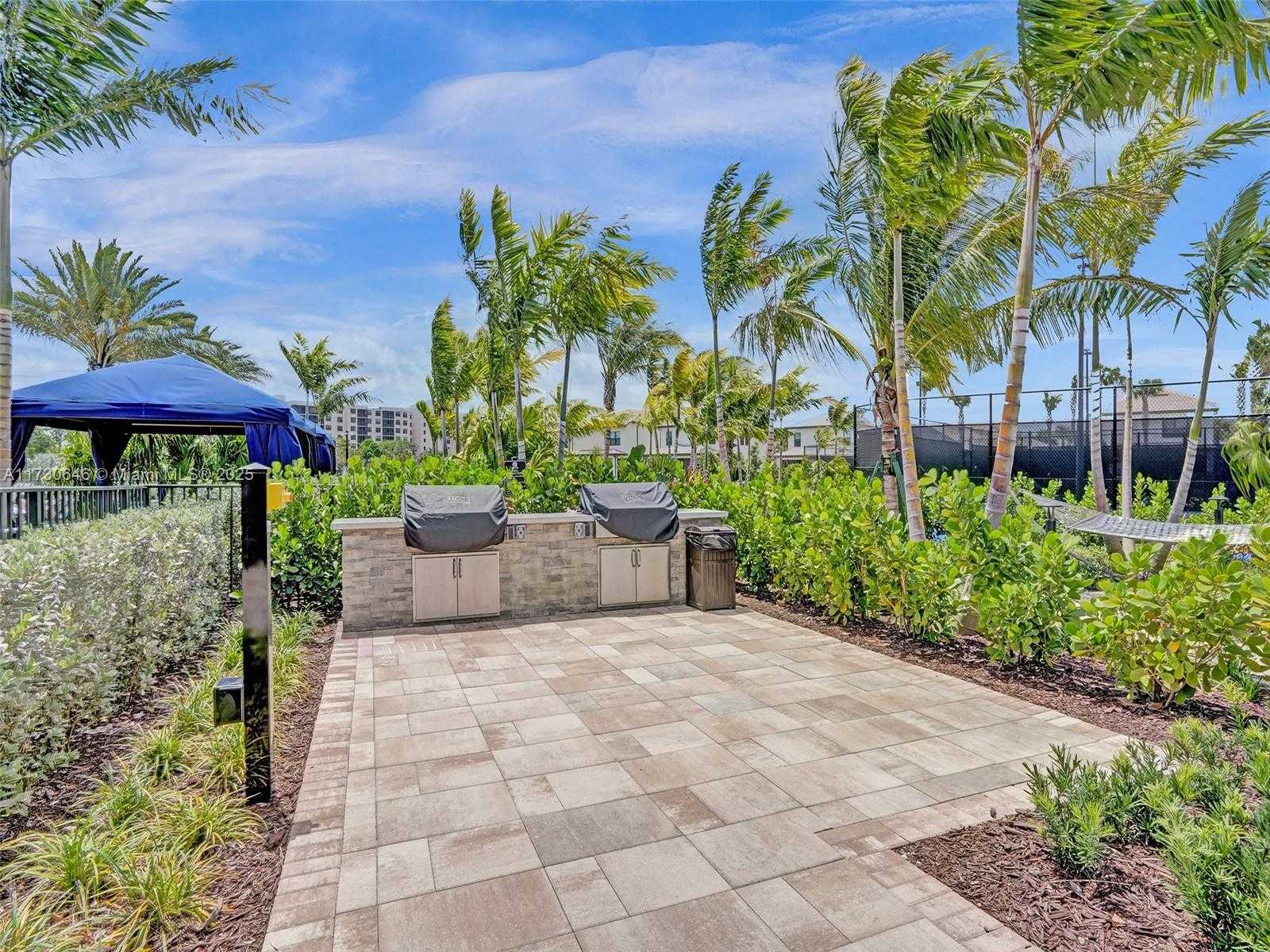 Small Image of 2343 ROLLINGWOOD CT, Oakland Park Number 33